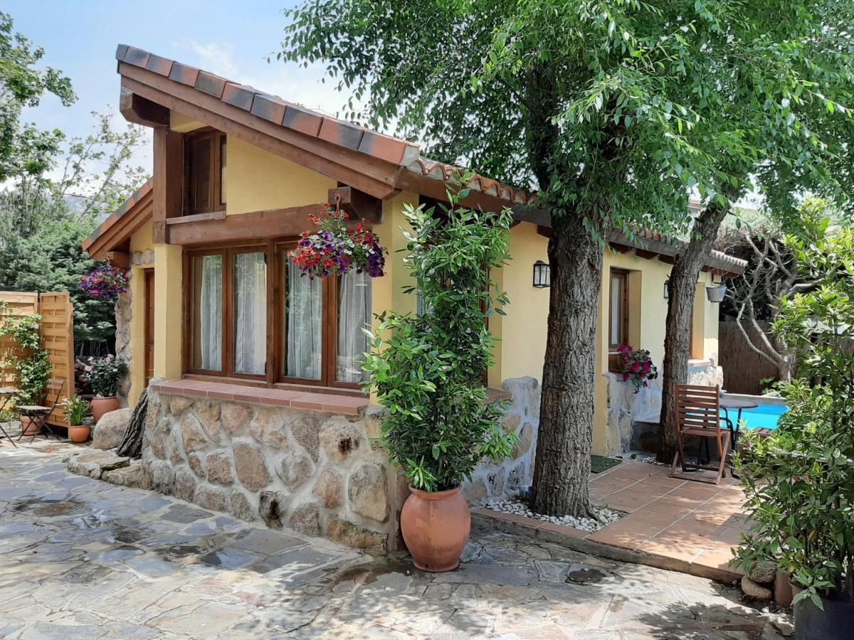 Acogedora Casa Rural En La Sierra De Madrid Mataelpino Eksteriør billede